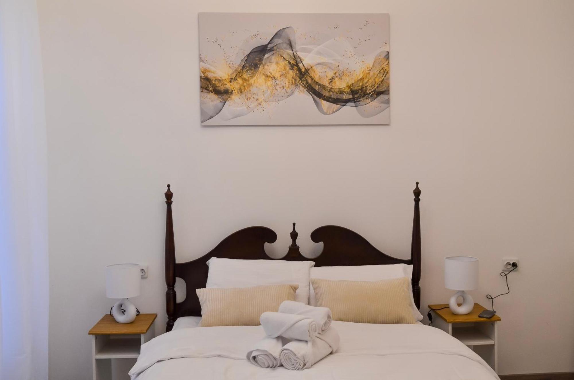 Main Street Retreat Apartment With Free Parking Saraybosna Dış mekan fotoğraf