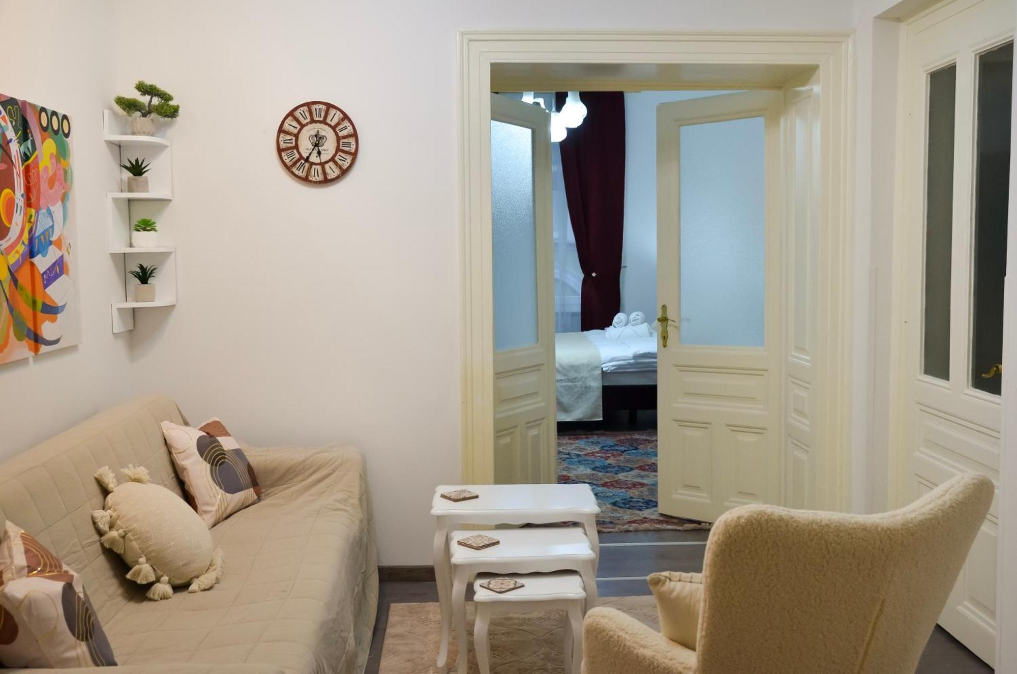 Main Street Retreat Apartment With Free Parking Saraybosna Dış mekan fotoğraf