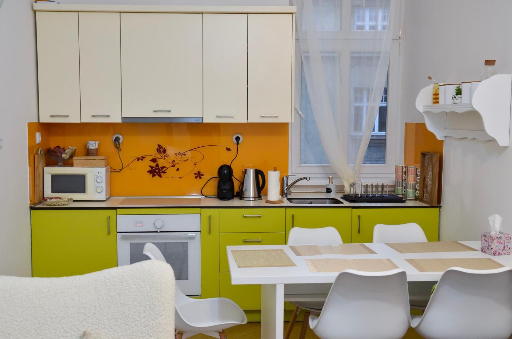 Main Street Retreat Apartment With Free Parking Saraybosna Dış mekan fotoğraf
