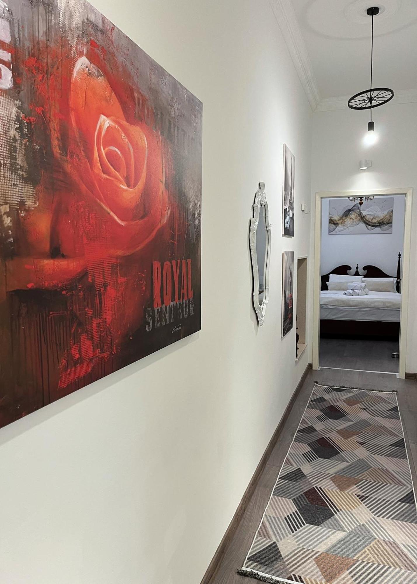Main Street Retreat Apartment With Free Parking Saraybosna Dış mekan fotoğraf